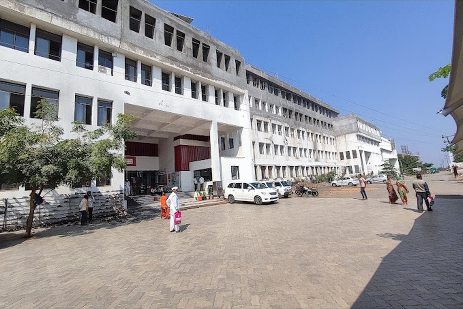 Rashtrasant Janardan Swami Homoeopathic Medical college 1